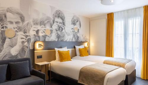 Privilege King Room with Sofa Bed - Non-Smoking