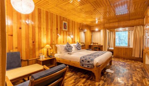 Deluxe Double Room with Castle View