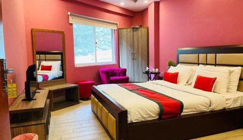 King Room with Mountain View