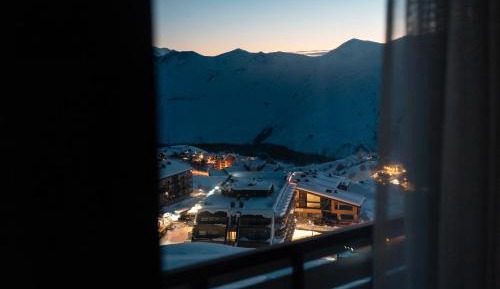 Double Room with Mountain View