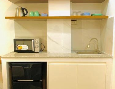 Deluxe Studio