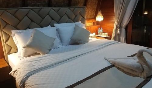 Double Room with Pool View