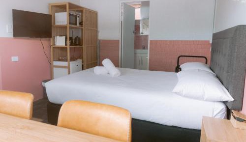 Family Room with Lake View