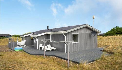 Three-Bedroom Holiday Home 