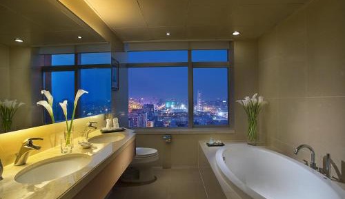 Celebrity Suite
