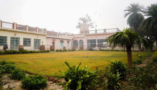 Double or Twin Room with Private Bathroom