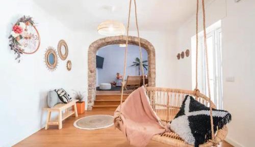 Villa with Garden View