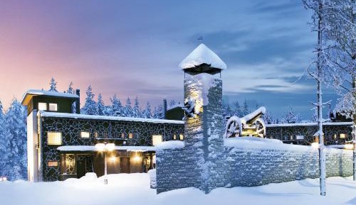 Three-Bedroom Apartment with Sauna - No pets