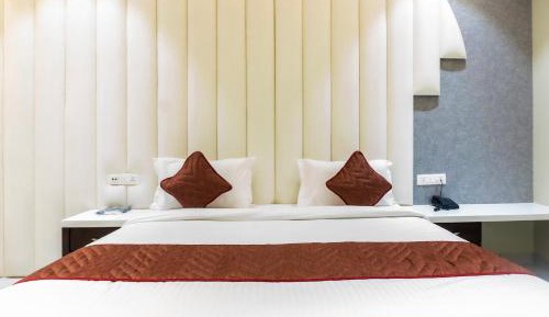 King Room with Pool View