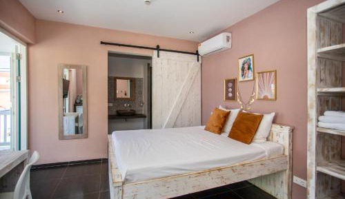 Queen Room with Balcony
