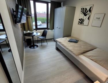 Single Room with Private Bathroom