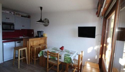 Apartment (4 Adults)