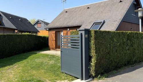 Chalet (6 Adults)