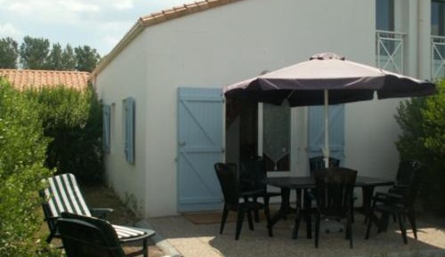 Holiday Home (5 Adults)