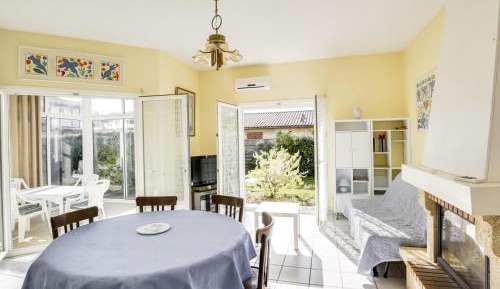 Holiday Home (4 Adults)