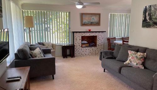 Three-Bedroom Holiday Home 