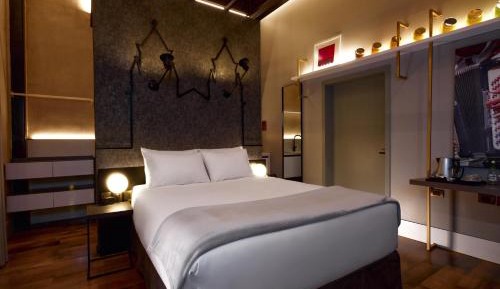 Large Double Room