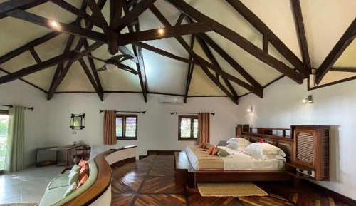 Bungalow with Sea View