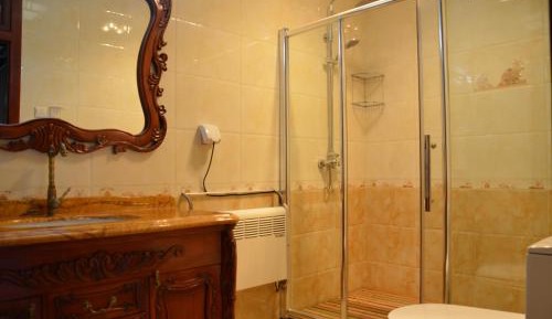 Chinese-style Deluxe Suite