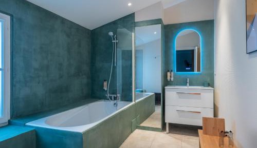 Double Room with Bath