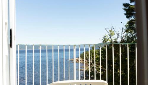 Deluxe Double Room with Balcony and Sea View