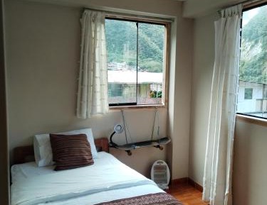 Single Room with Mountain View