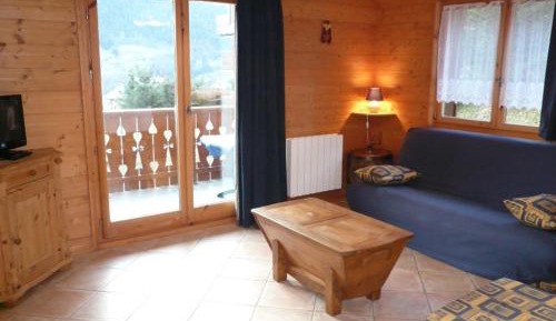 Apartment (4 Adults)