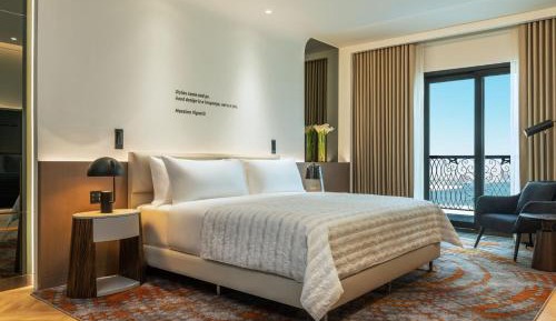 One-Bedroom Adventurer Suite