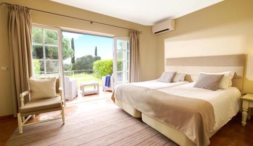 Studio Ground Floor with Garden Patio