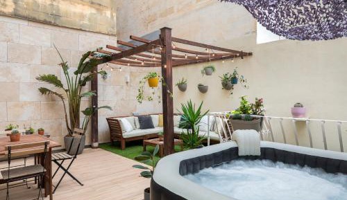 Apartment with Terrace