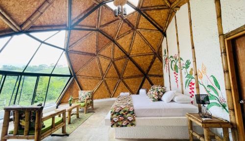 Deluxe Bungalow with Garden View