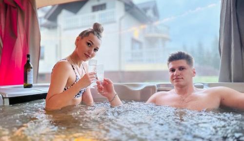 Studio with Spa Bath