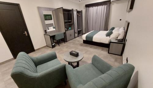 Deluxe King Room