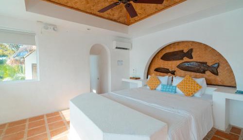 Double Room with Balcony and Sea View