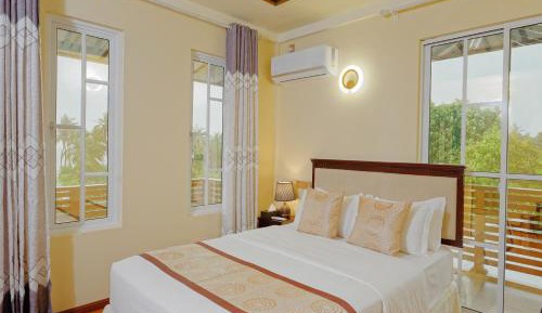 Deluxe Double Room with Balcony