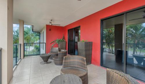 Deluxe Apartment