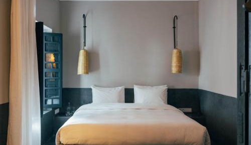 Standard Queen Room