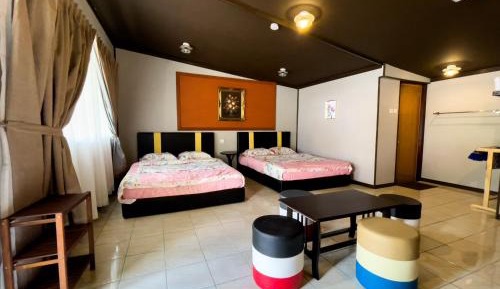 Economy Quadruple Room