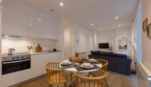 Apartment with Balcony