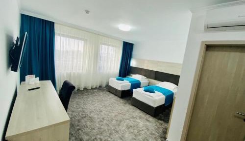 Large Double or Twin Room