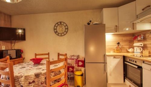 Apartment (4 Adults)