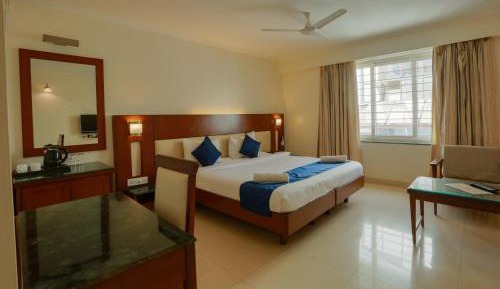 Deluxe Room King Bed