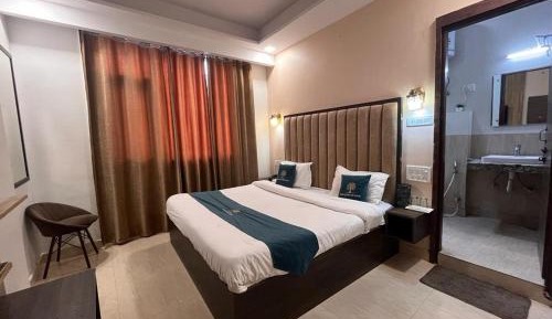 Double Room with Mountain View