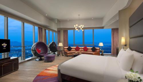Large Single Room
