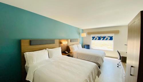 Standard Room with Two Queen Beds