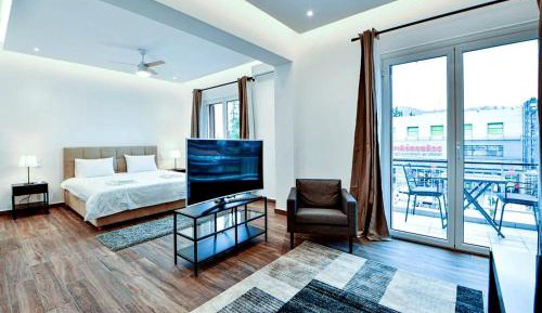 One-Bedroom Apartment