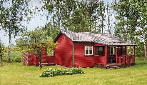 One-Bedroom Holiday Home