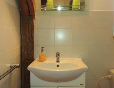 Economy Twin Room