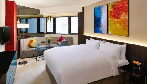 Continental Club - Deluxe King or Twin Room