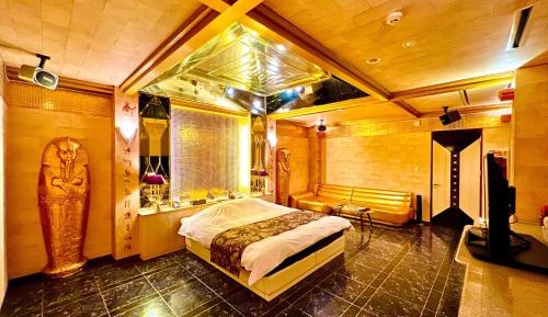 Deluxe King Room with Jacuzzi - Smoking